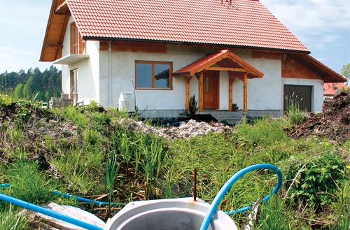 Między studnią a kranem
